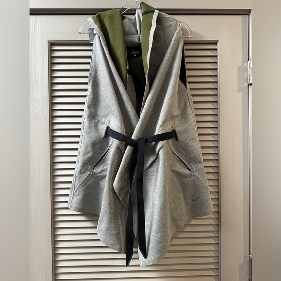 Nike Lab x JFS sleeveless Cape Large NWoT #0143 - Picture 2 of 7